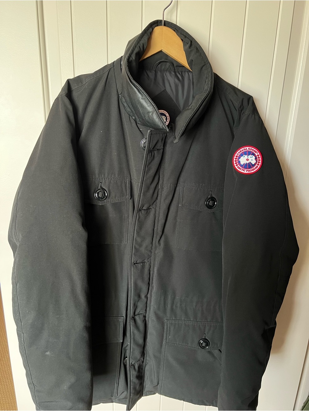 Canada goose Men's Black Winter Jacket